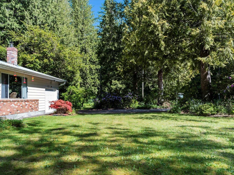 1233 Kosikar Road, Columbia Valley, BC, V2R 4X7 - 23