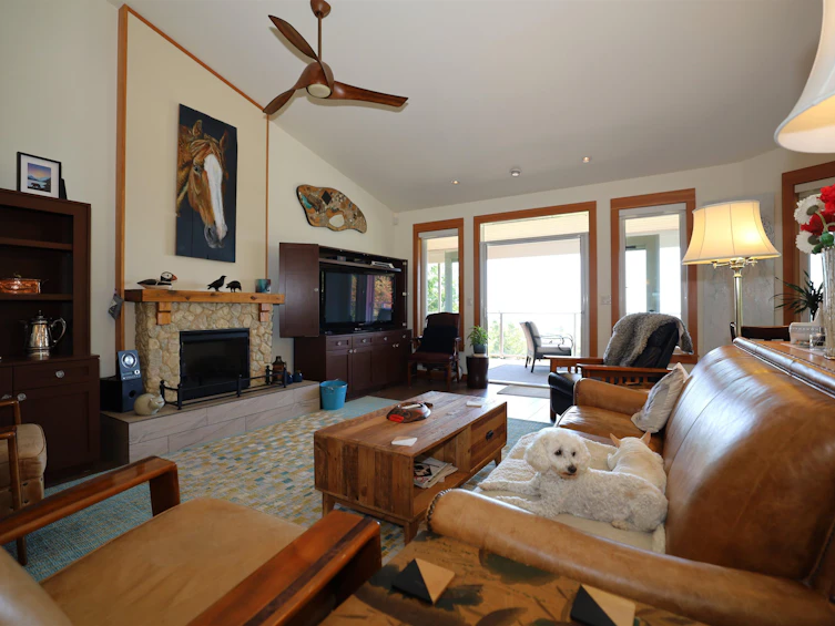 1088 Byng Road, Roberts Creek, BC, V0N 2W5 - 14