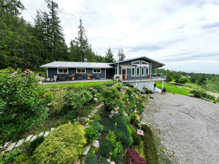 1088 Byng Road, Roberts Creek, BC, V0N 2W5 - 2