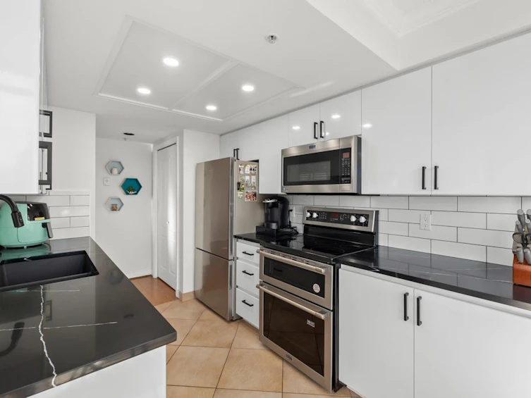 2301-867 Hamilton Street, Vancouver, BC, V6B 6B7 - 15