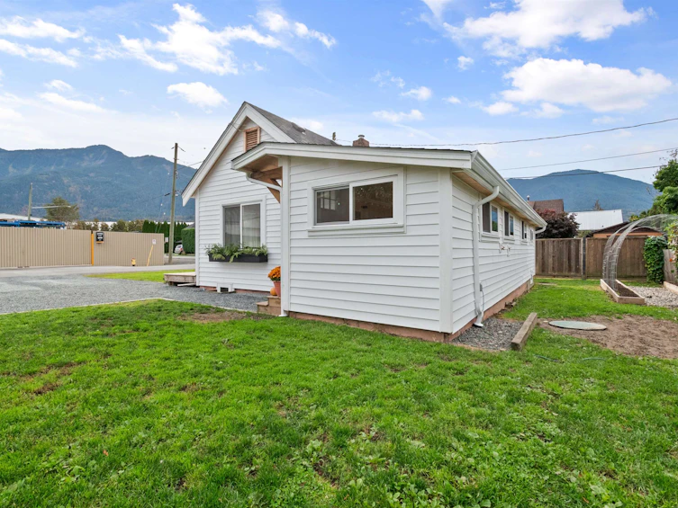 9857 Munro Avenue, Chilliwack, BC, V0X 1X0 - 25