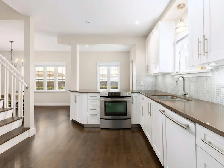 908 W 21st Avenue, Vancouver, BC, V5Z 1Z1 - 12