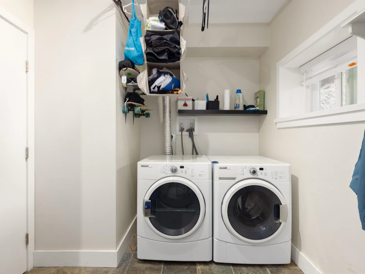 908 W 21st Avenue, Vancouver, BC, V5Z 1Z1 - 26