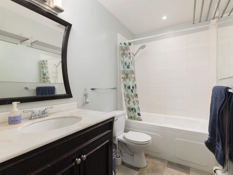 908 W 21st Avenue, Vancouver, BC, V5Z 1Z1 - 25
