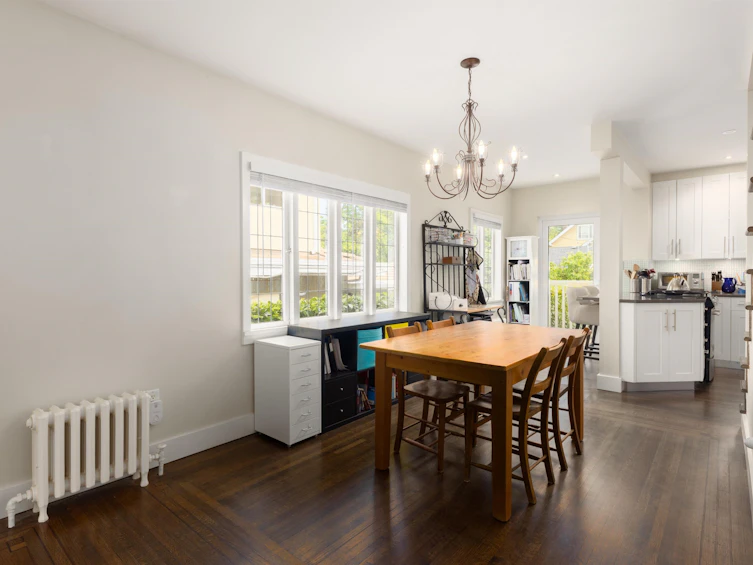 908 W 21st Avenue, Vancouver, BC, V5Z 1Z1 - 8
