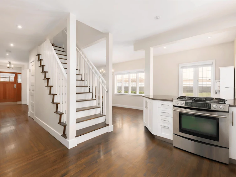 908 W 21st Avenue, Vancouver, BC, V5Z 1Z1 - 14