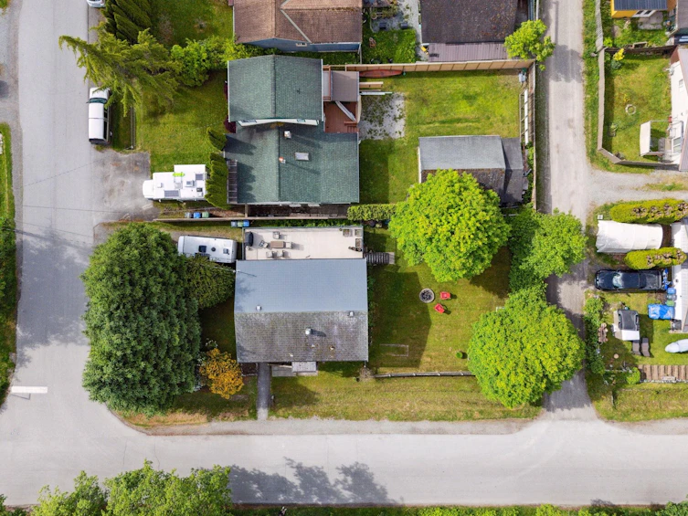 38891 Newport Road, Squamish, BC, V8B 0C9 - 38