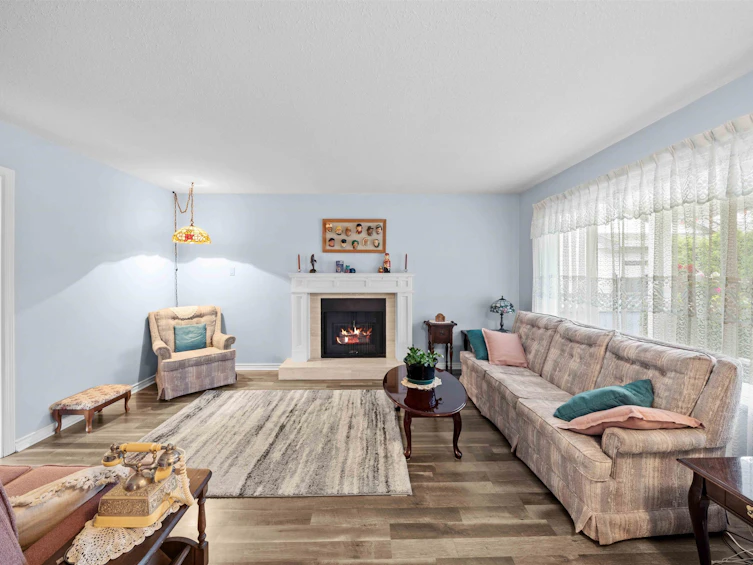 8987 157 Street, Surrey, BC, V4N 2Y5 - 4