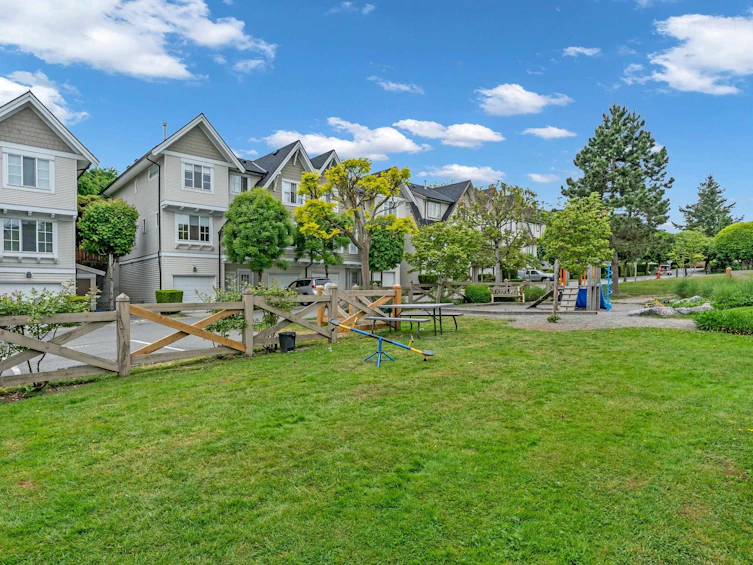 31-20560 66 Avenue, Langley, BC, V2Y 2Y8 - 31