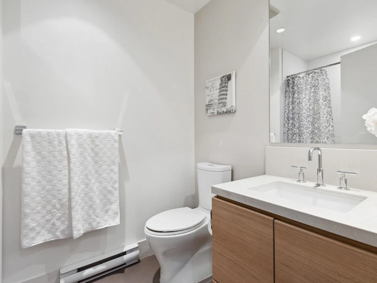 115-3606 Aldercrest Drive, North Vancouver, BC, V7G 0A3 - 19