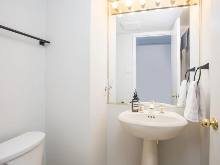 1304-1590 W 8th Avenue, Vancouver, BC, V6J 4R8 - 9
