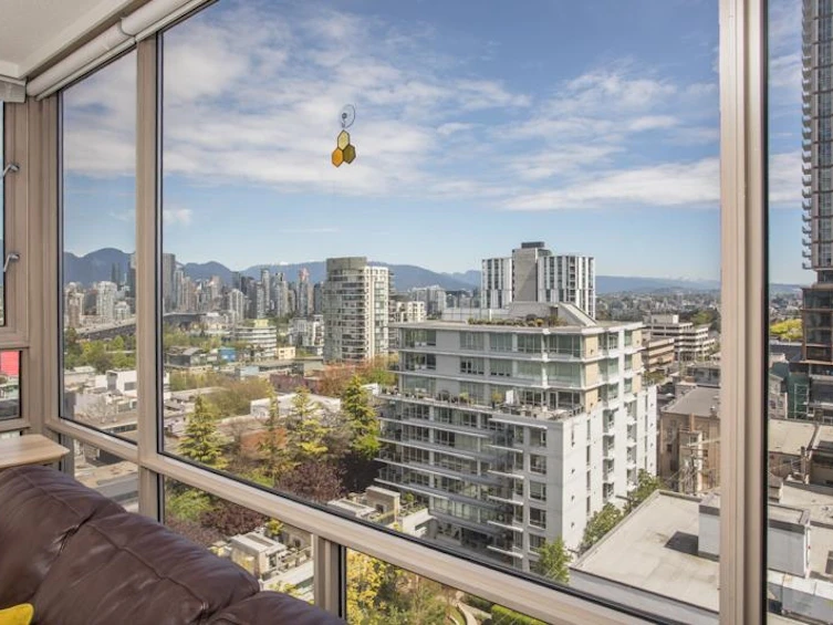 1304-1590 W 8th Avenue, Vancouver, BC, V6J 4R8 - 2