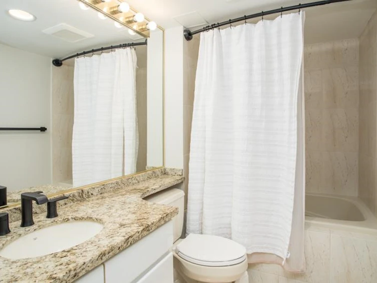 1304-1590 W 8th Avenue, Vancouver, BC, V6J 4R8 - 10