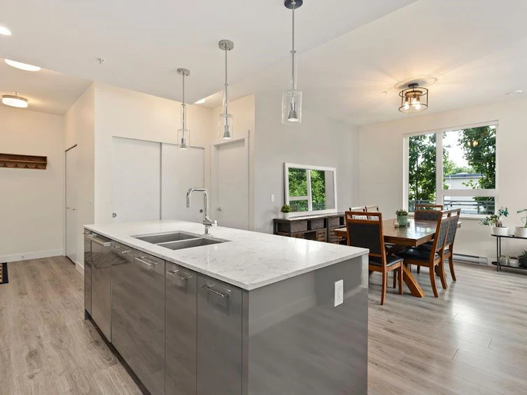 303-1327 Draycott Road, North Vancouver, BC, V7J 1W1 - 5