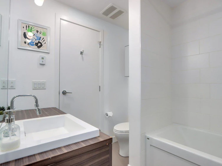 106-9150 University High Street, Burnaby, BC, V5A 0C5 - 18