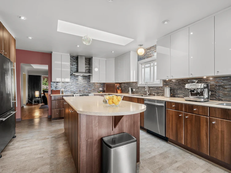 2187 Vanness Avenue, Vancouver, BC, V5N 2M1 - 5