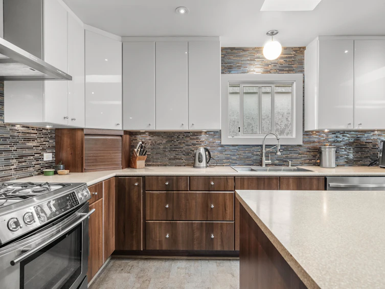 2187 Vanness Avenue, Vancouver, BC, V5N 2M1 - 6