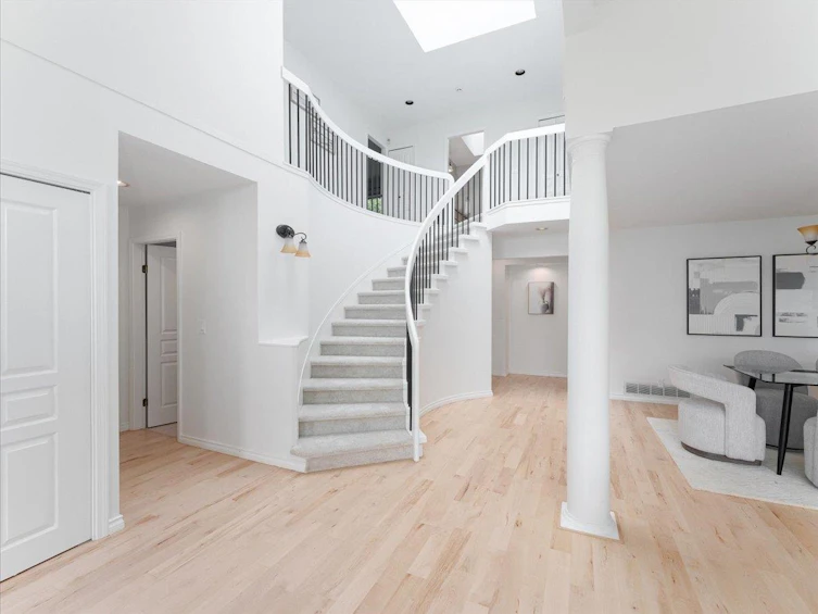 3965 Braemar Place, North Vancouver, BC, V7N 4M8 - 6
