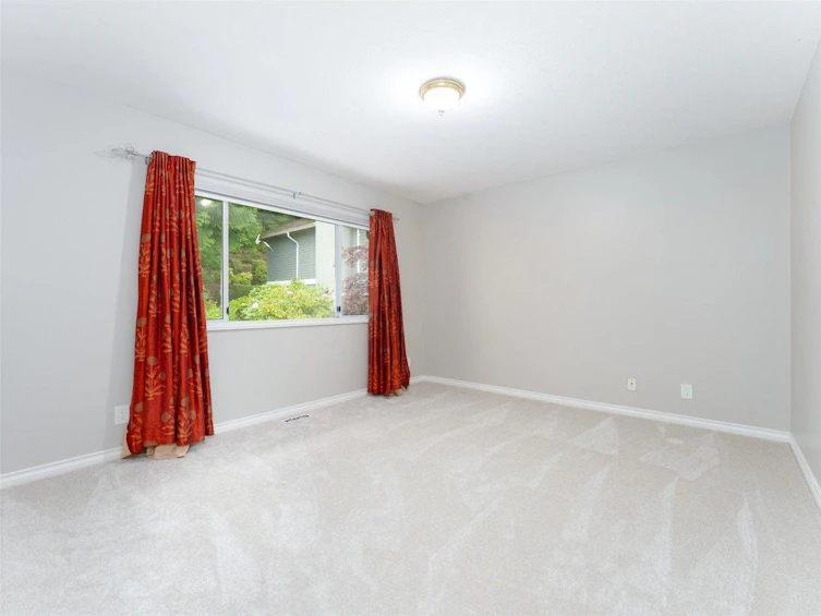 3965 Braemar Place, North Vancouver, BC, V7N 4M8 - 30