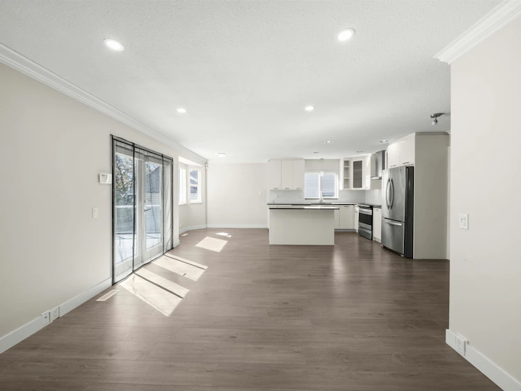 6044 191a Street, Surrey, BC, V3S 8A1 - 11