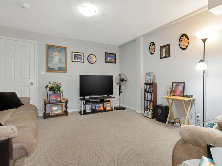 6044 191a Street, Surrey, BC, V3S 8A1 - 21