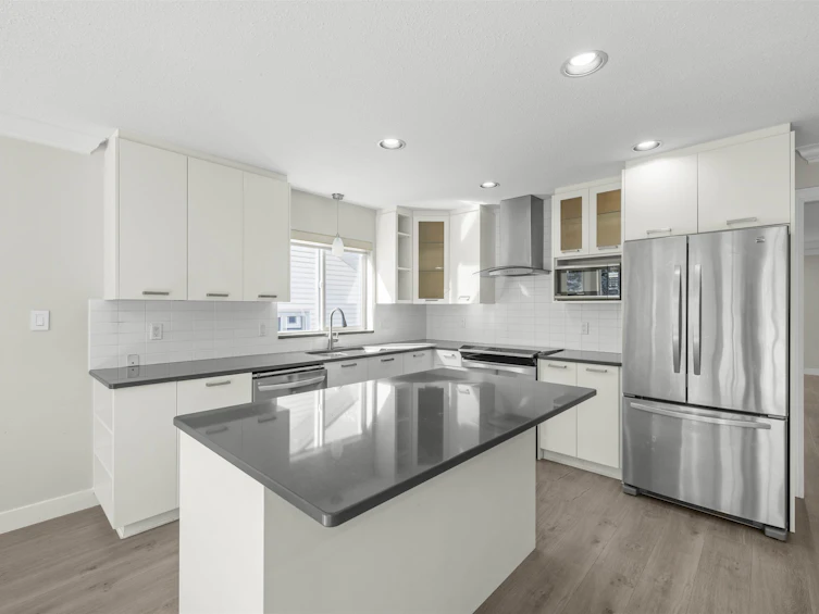 6044 191a Street, Surrey, BC, V3S 8A1 - 7