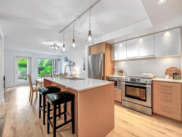 107-221 E 3rd Street, North Vancouver, BC, V7L 0C1 - 8