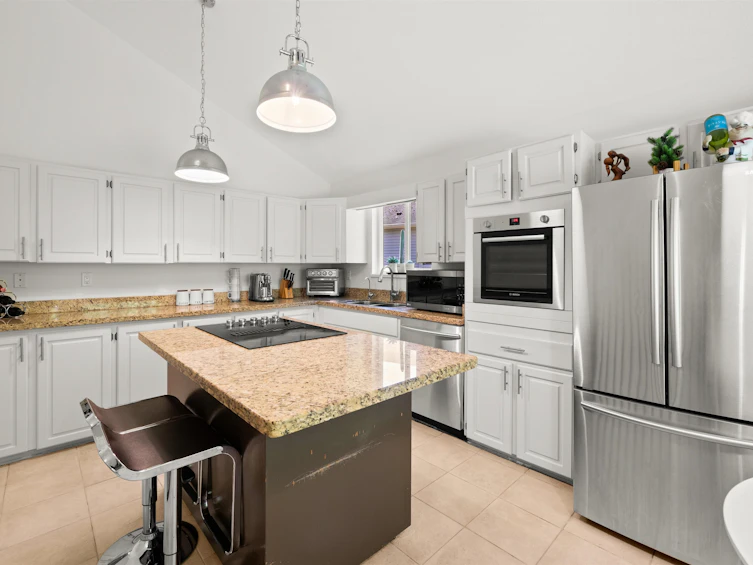 3336 Manning Crescent, North Vancouver, BC, V7H 2R6 - 13