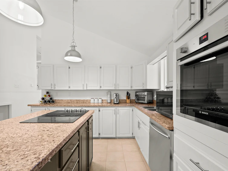 3336 Manning Crescent, North Vancouver, BC, V7H 2R6 - 15