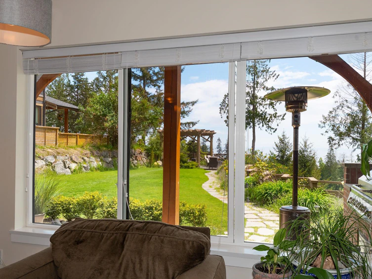 927 Fairway Lane, Bowen Island, BC, V0N 1G2 - 3