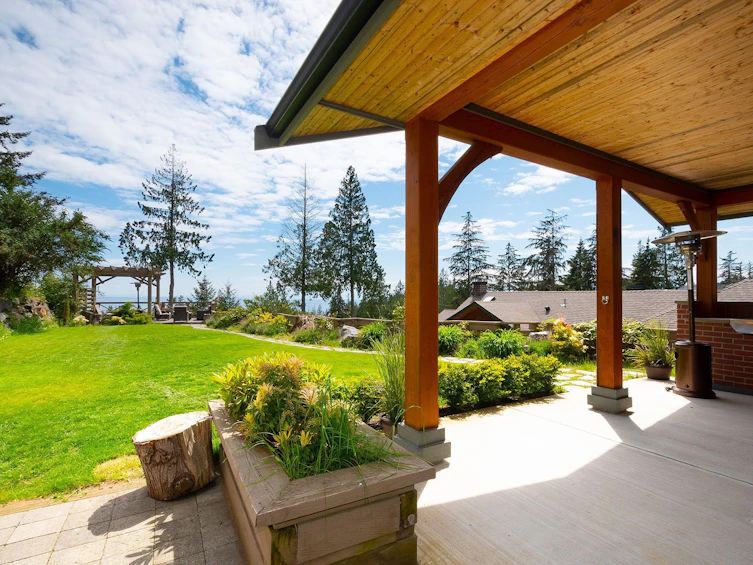 927 Fairway Lane, Bowen Island, BC, V0N 1G2 - 24