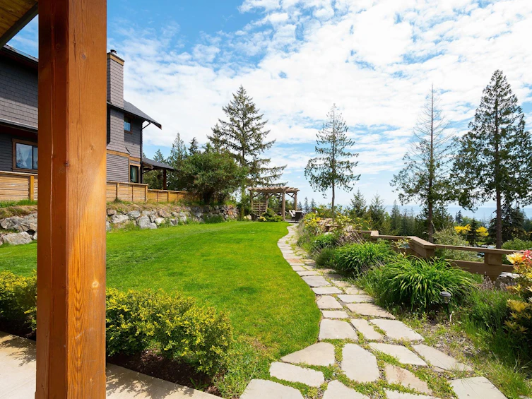 927 Fairway Lane, Bowen Island, BC, V0N 1G2 - 25