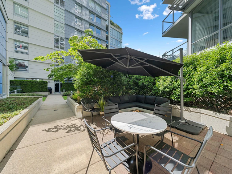 101-638 Beach Crescent, Vancouver, BC, V6Z 3H4 - 3