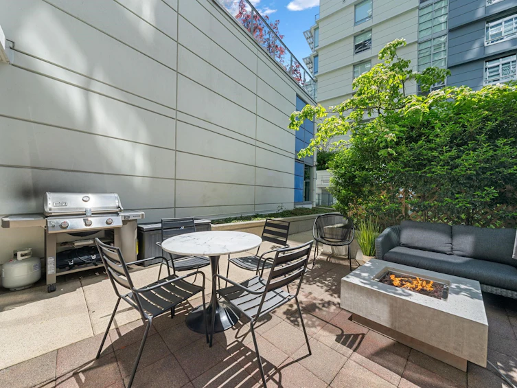 101-638 Beach Crescent, Vancouver, BC, V6Z 3H4 - 4