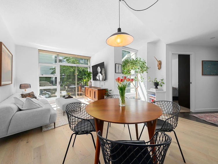 101-638 Beach Crescent, Vancouver, BC, V6Z 3H4