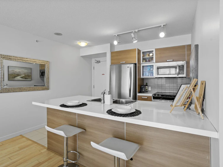 2502-13688 100 Avenue, Surrey, BC, V3T 0G5 - 18