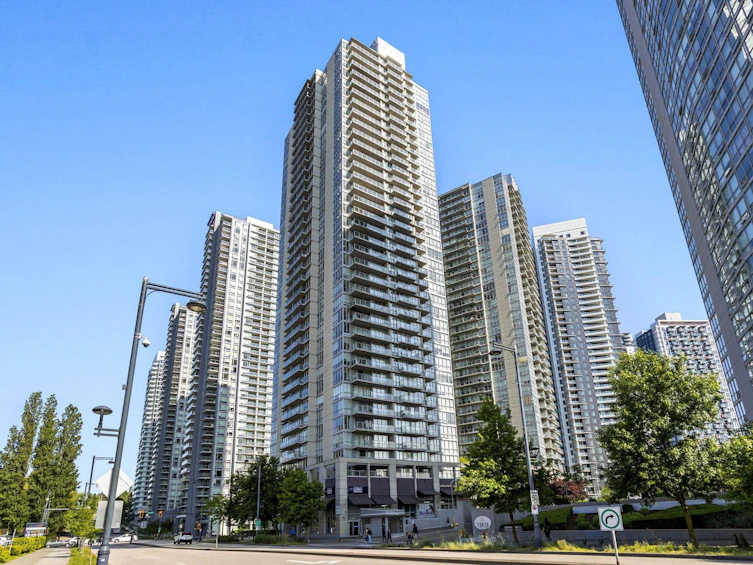 2502-13688 100 Avenue, Surrey, BC, V3T 0G5 - 2