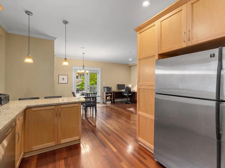 1-318 W 14th Avenue, Vancouver, BC, V5Y 1X4 - 11