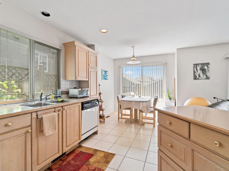 229 E 20th Street, North Vancouver, BC, V7L 3A6 - 4