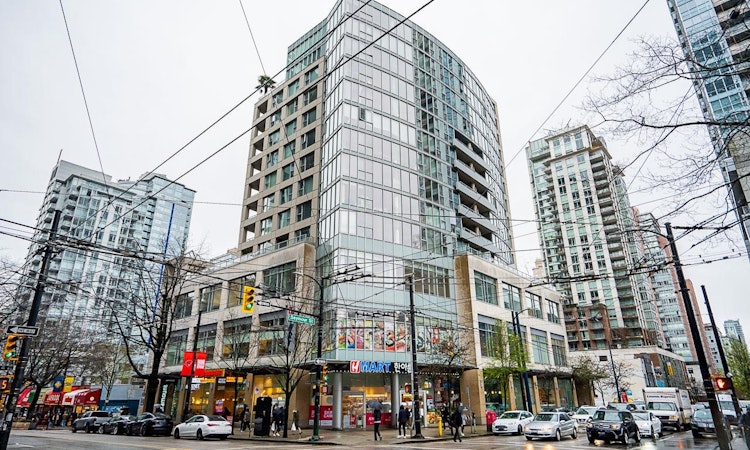 1003-822 Seymour Street