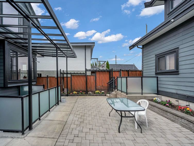 2663 E 6th Avenue, Vancouver, BC, V5M 1R4 - 19