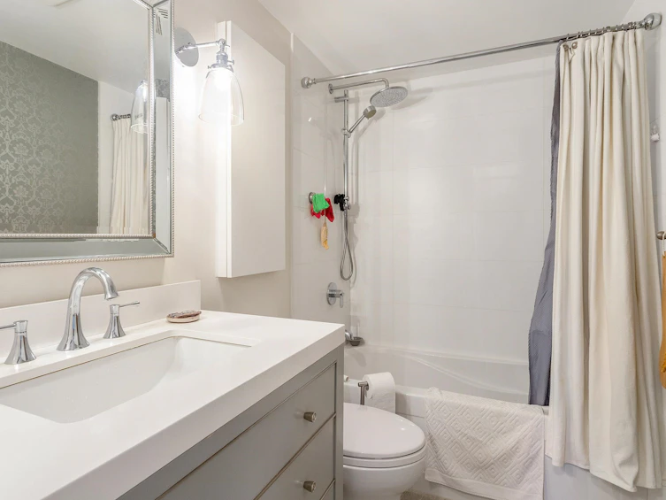 204-507 E 6th Avenue, Vancouver, BC, V5T 1K9 - 12