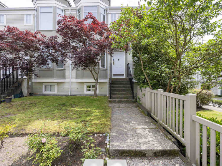 22-6333 No. 1 Road, Richmond, BC, V7C 1T4 - 2