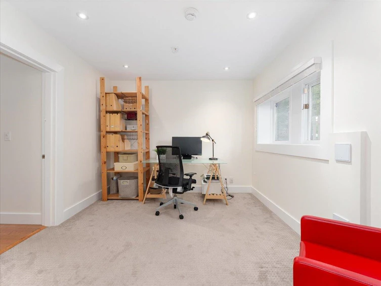 2391 W 10th Avenue, Vancouver, BC, V6K 2J2 - 23