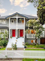 2391 W 10th Avenue