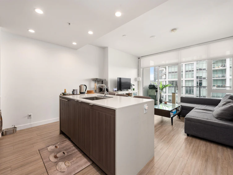 2104-2311 Beta Avenue, Burnaby, BC, V5C 0M1 - 2