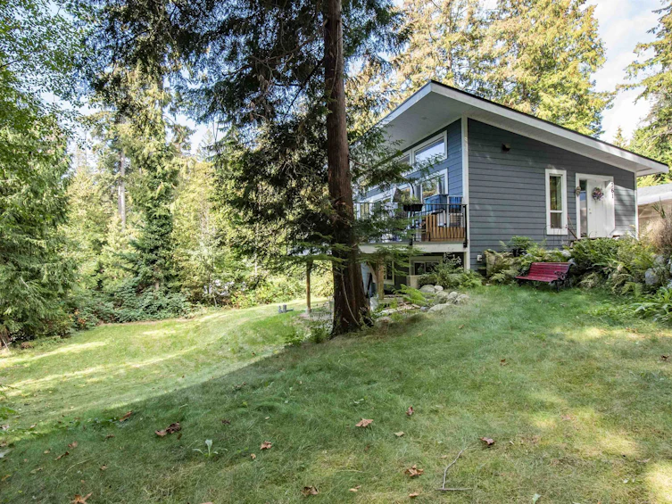 767 Geddes Road, Roberts Creek, BC, V0N 2W6 - 3