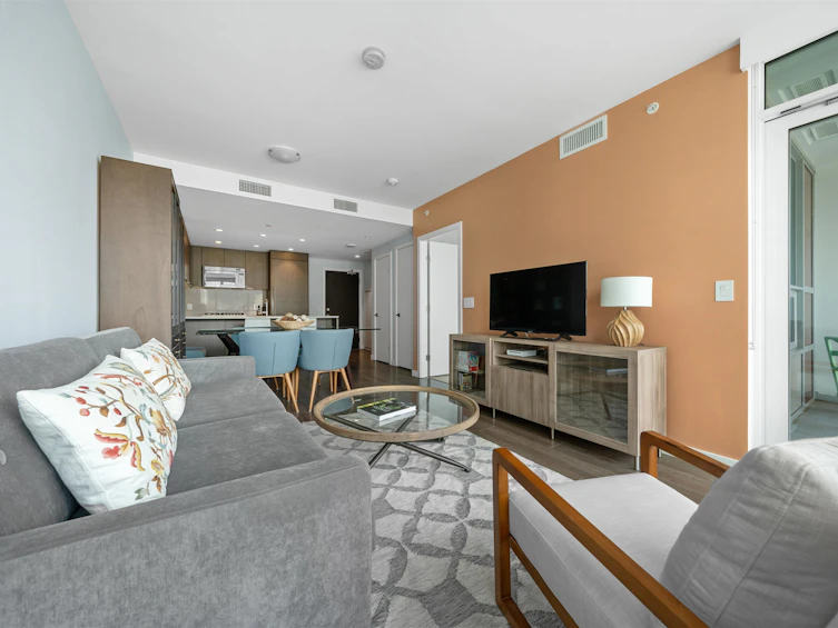 901-112 E 13 Street, North Vancouver, BC, V7L 0E4 - 7