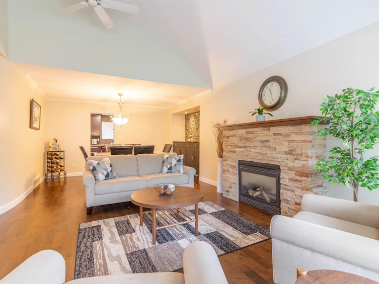 1872 Walnut Crescent, Coquitlam, BC, V3J 7T1 - 6