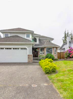 1872 Walnut Crescent